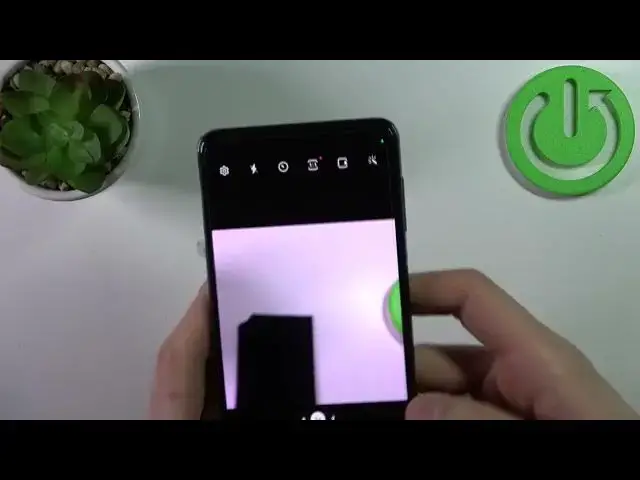 'Video thumbnail for How to Take Burst Shot on SAMSUNG Galaxy M53 - Take Series Of Photos'