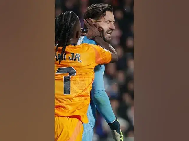 Video thumbnail for LE ACONSEJO A LEWANDOWSKI AGREDIR RIVALES