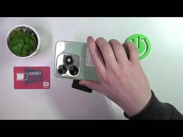 Video thumbnail for Hand Size Compared With TECNO Spark 20C