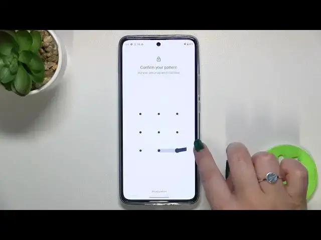 'Video thumbnail for How to activate Auto System Updates on MOTOROLA Edge 30 - Turn On Automatic System Updates'