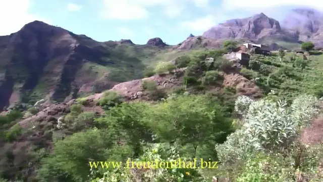 Video thumbnail for Wanderung Sao Miguel | Kapverdische Inseln