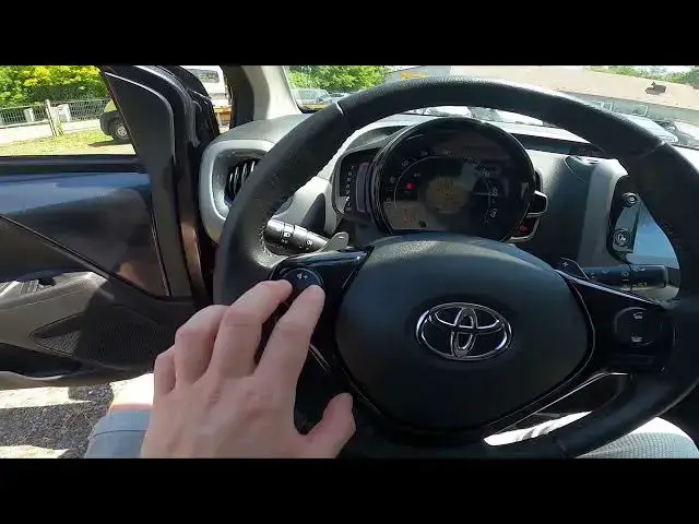 'Video thumbnail for How to Manually Change Radio Station in Toyota Aygo II ( 2014 – 2021 ) - Adjust Radio Station'