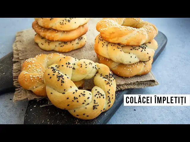 Video thumbnail for Colaci împletiți de post (din aluat de pâine) | Bucate Aromate