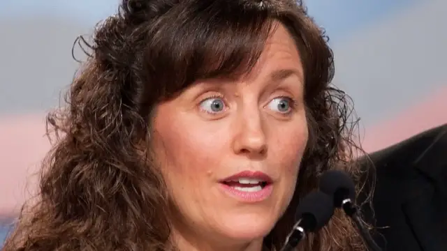 Video thumbnail for The Duggar Family Sure Is Sketchy