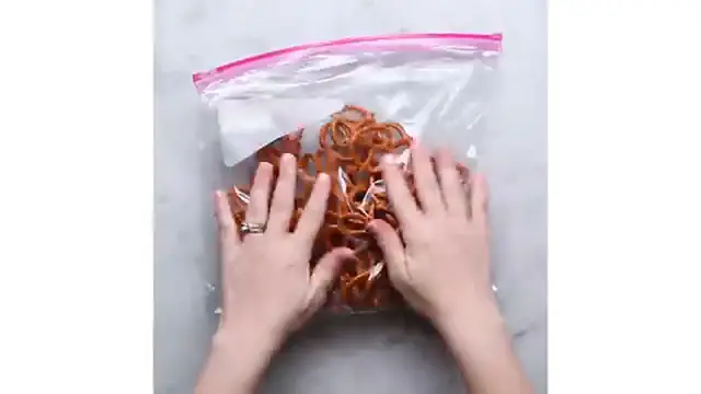 Video thumbnail for 10 Supreme Cheesecake Recipes