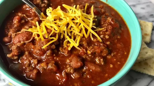 'Video thumbnail for The Canned Chili That's So Good, It Beats Your Grandma's'