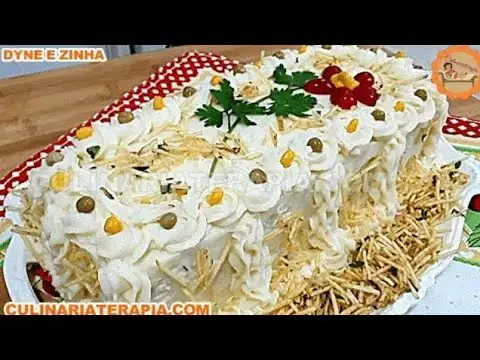 Video thumbnail for Torta Fria Salgada de Atum no Pão de Forma