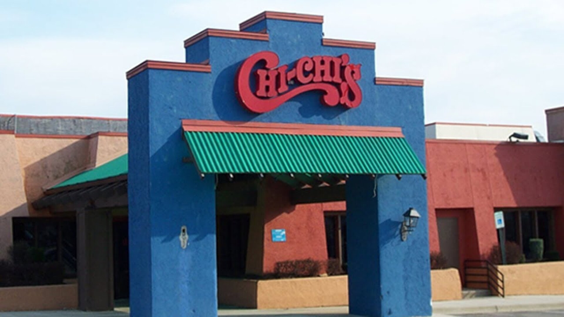 Video thumbnail for Biggest Restaurant Scandals In History