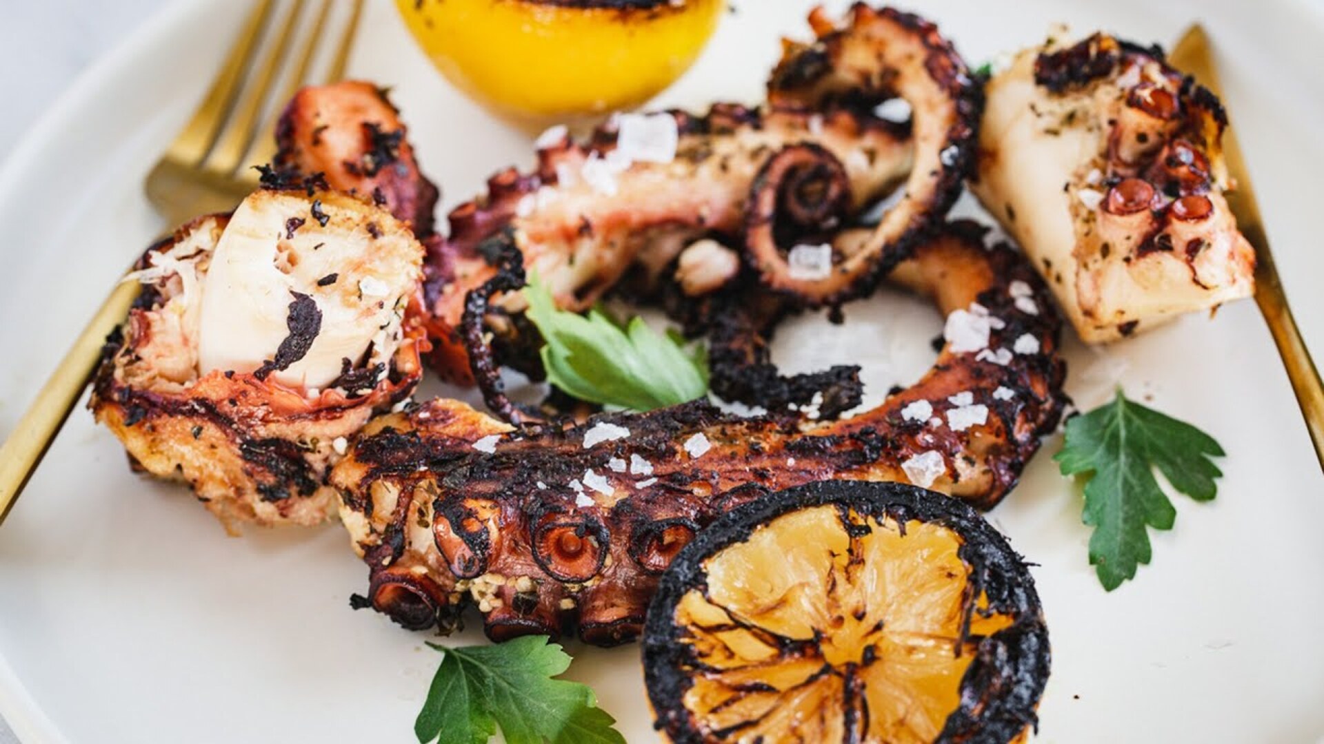 Video thumbnail for Greek-Inspired Grilled Octopus Recipe