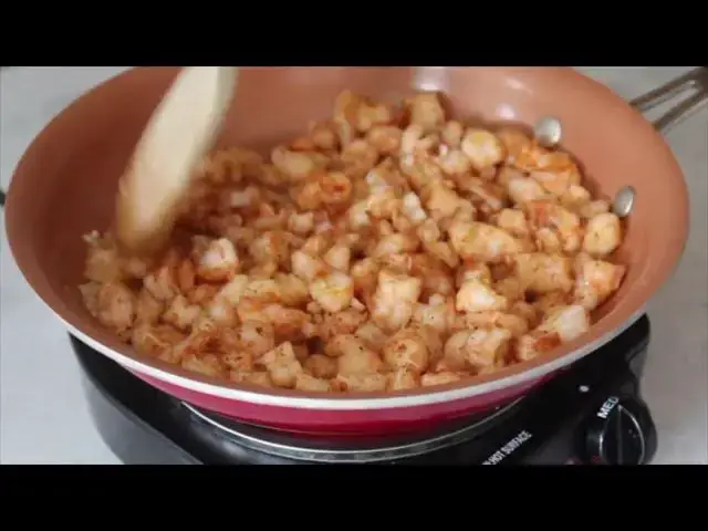 'Video thumbnail for Healthy Cilantro Lime Shrimp Tacos'