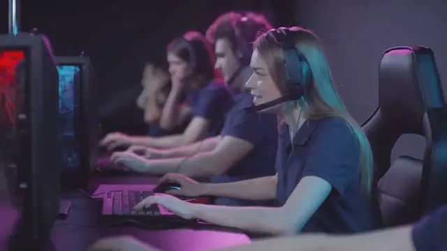 Video thumbnail for Multiplayer Games on Madden NFL 24