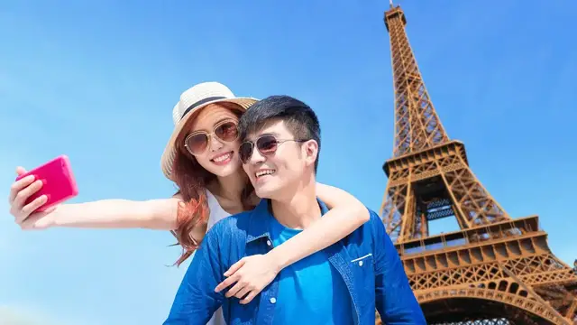 Video thumbnail for 13 days Paris France tours: video blog