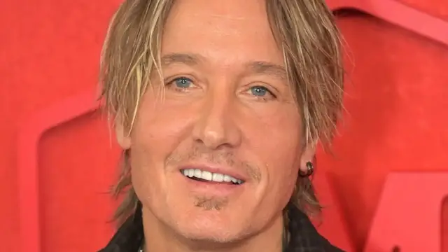 'Video thumbnail for Keith Urban's Stunning Transformation Is Turning Heads'