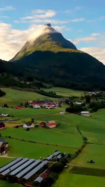 Video thumbnail for أبشروا يا أمة الإسلام - مفتاح الجنة - لا إله إلا الله - محمد رسول الله - د. محمد سعود الرشيدي