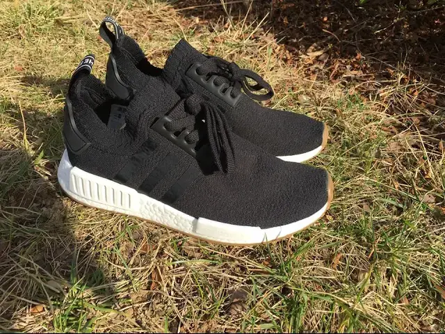 Video thumbnail for Up Close With The Adidas NMD R1 PK Gum Pack BY1887