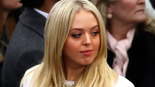 'Video thumbnail for Body Language Expert Reveals How The Trump Kids Get Along'