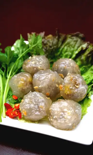Video thumbnail for Thai Saku Sai Moo – Savory & Sweet
