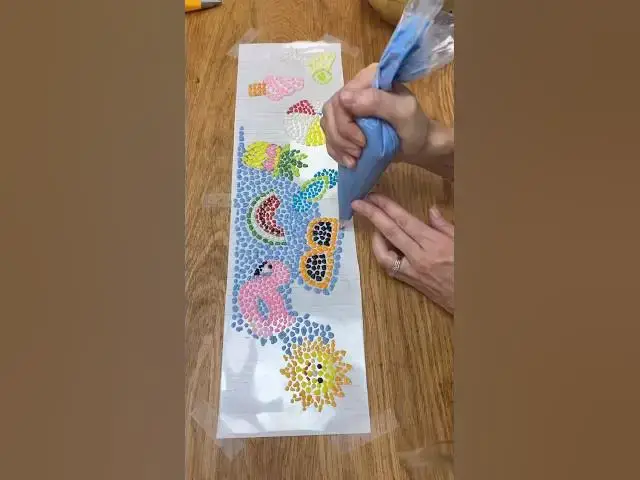 Video thumbnail for Cookie cutters aren’t just for cookies! #cakedecorating #cake #cakes