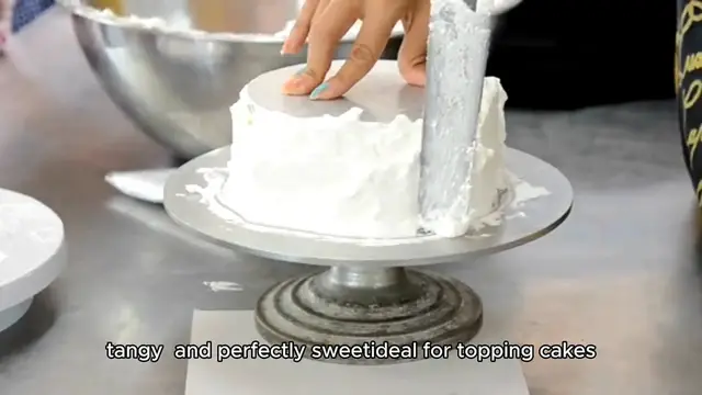 Video thumbnail for cream cheese icing recipe