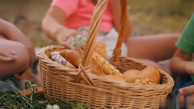 'Video thumbnail for Kirschen: Kuchen und Gebäck im Sommer'
