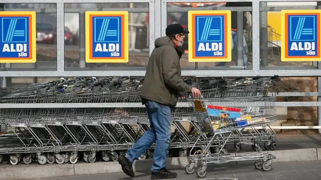 'Video thumbnail for Never Do This In The Aldi Checkout Line (& What To Do Instead)'