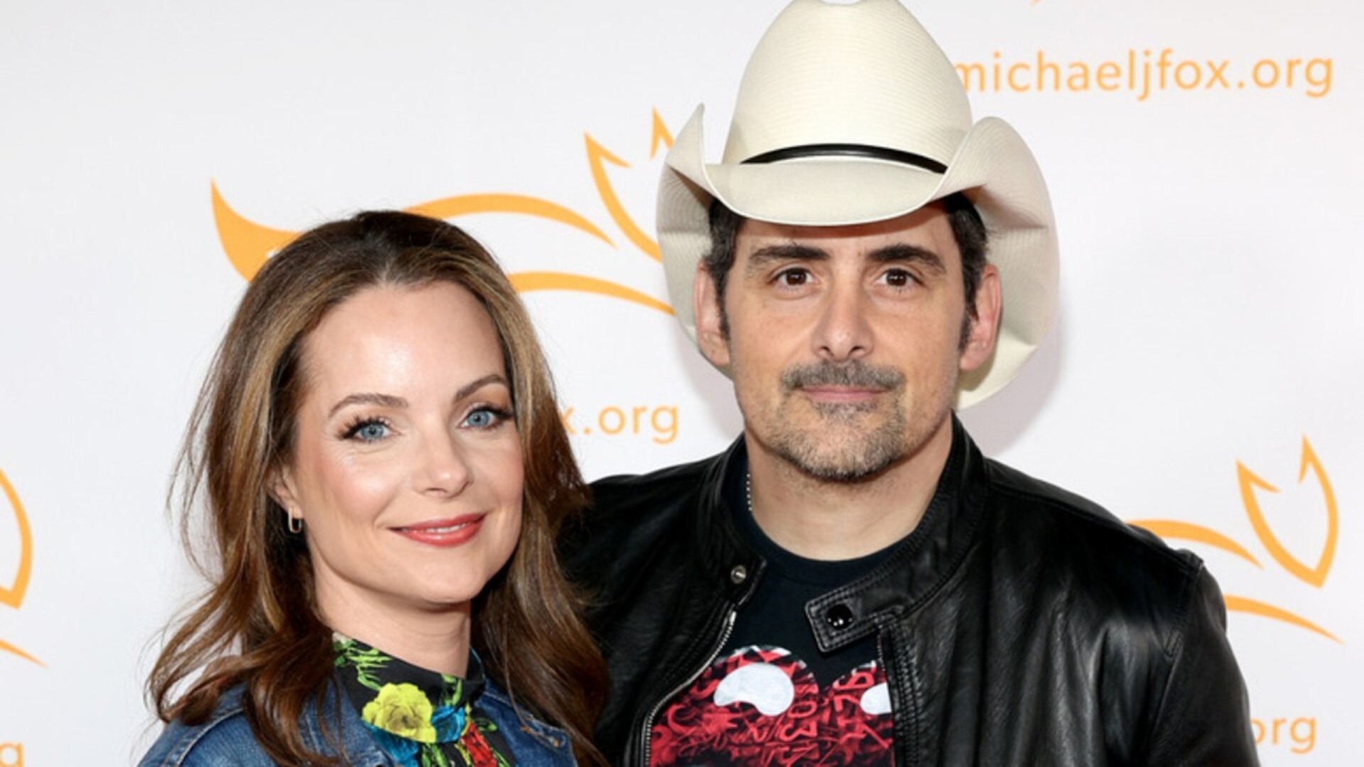 Video thumbnail for Red Flags In Brad Paisley & Kimberly Williams-Paisley's Marriage That Are Hard To Ignore