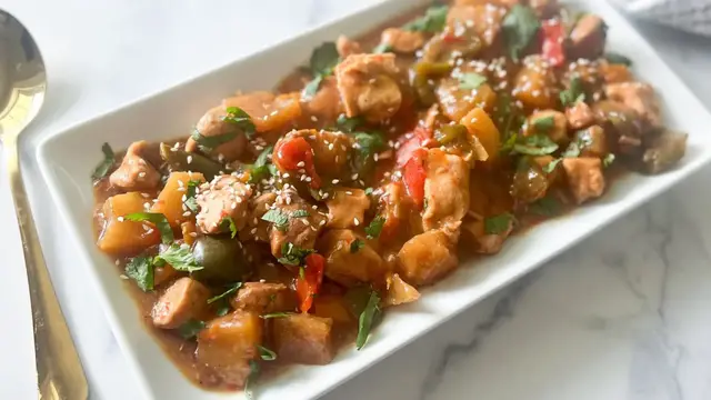 'Video thumbnail for Slow Cooker Hawaiian Chicken Recipe'
