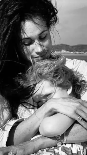 Video thumbnail for Lilibet's Sweet Moment Has Everyone Talking After Meghan Markle's New Post