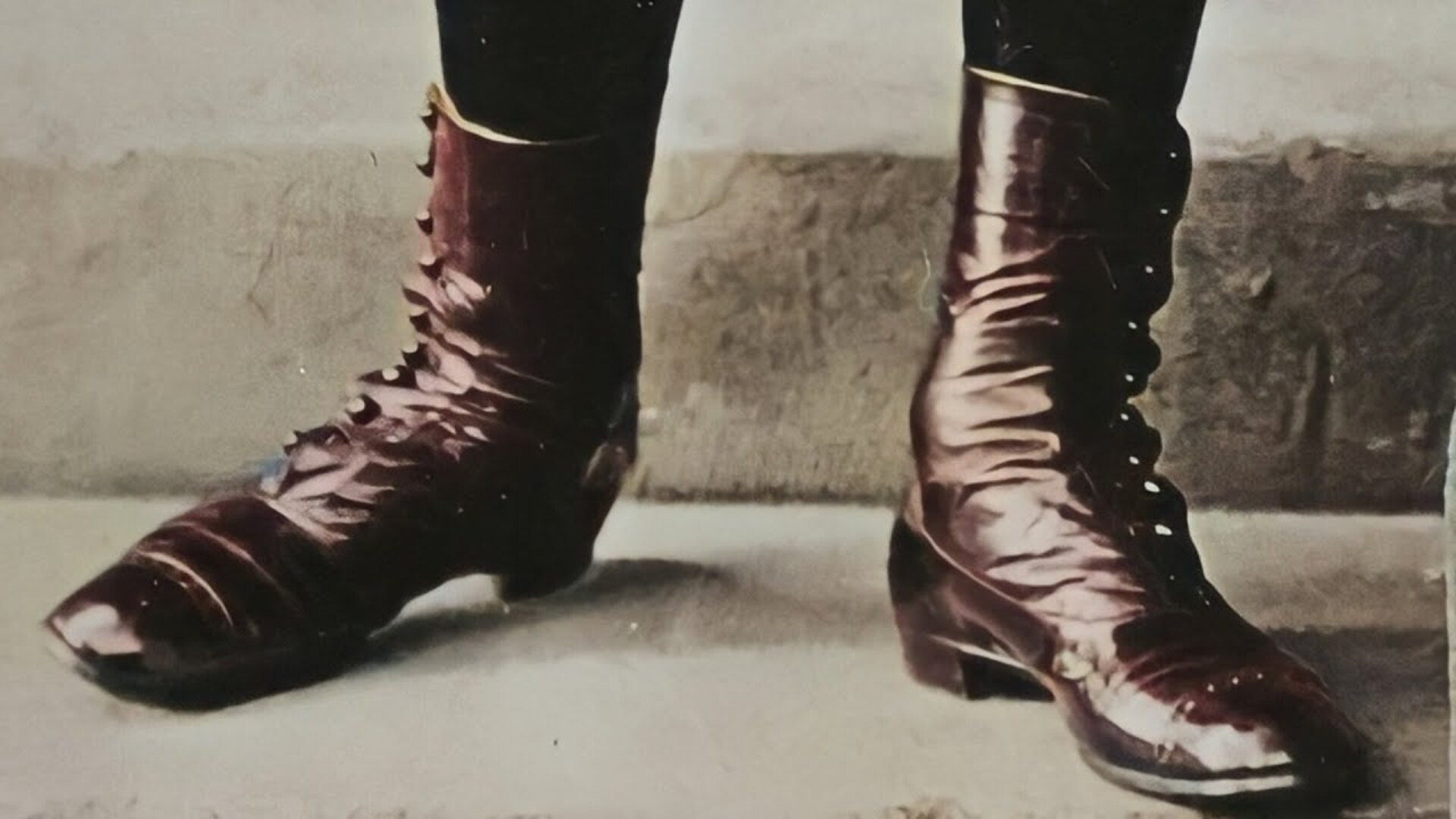 Video thumbnail for This Victorian Shoe Trend Was Hazardous To One's Health