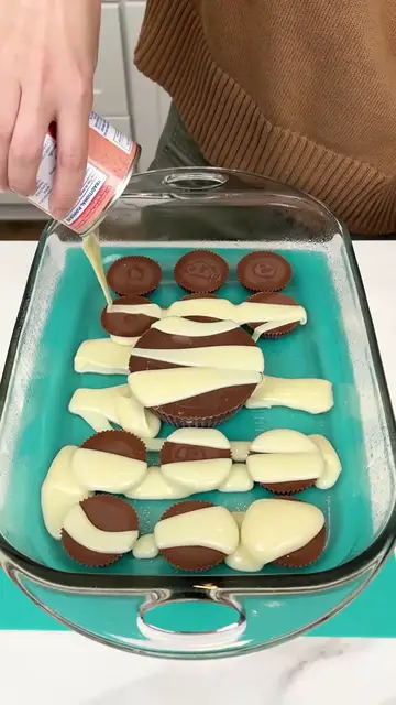 Video thumbnail for This chocolate cake is a game changer(720P HD)