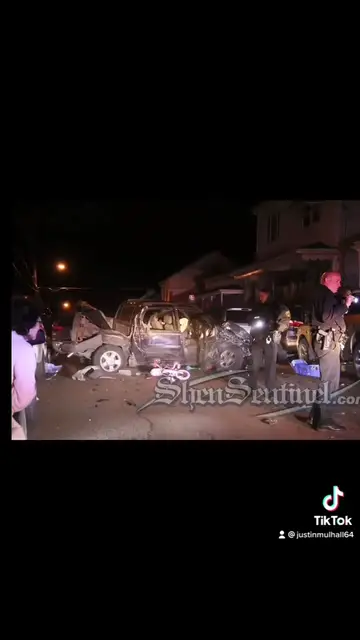 Video thumbnail for Engine and Rescue out on a Vehicle accident