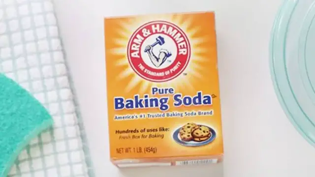 Video thumbnail for The Real Difference Between Baking Soda And Baking Powder