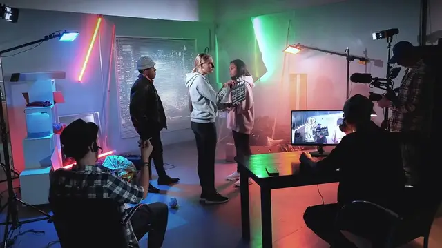 Video thumbnail for Timothée Chalamet From Call Me By Your Name to Global Icon (Connects his rise to fame)