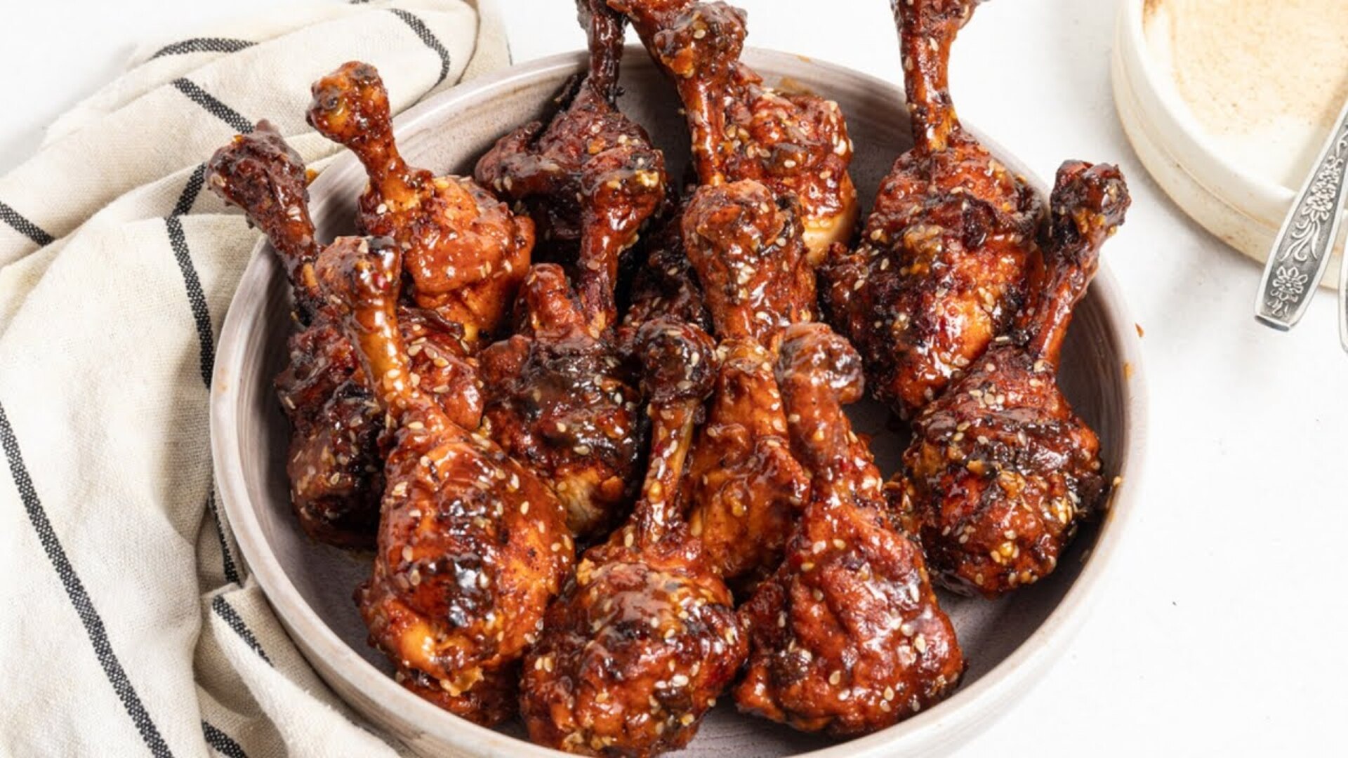 Video thumbnail for Sweet Chili Chicken Lollipops Recipe