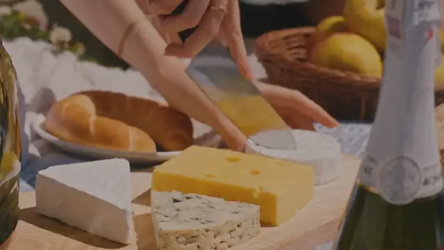 Video thumbnail for ⭐ 5 Quesos Bajos en Grasa que Podemos Consumir🧀