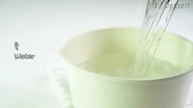 Video thumbnail for 여름음료 데코 예쁜 꽃얼음_ 플라워 아이스 볼 만들기 Flower Ice Ball __ 지니 Jiny(720P_HD)