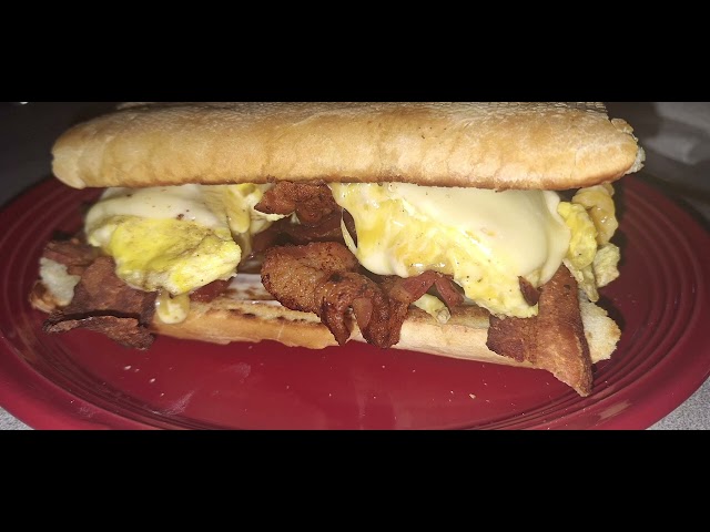 Video thumbnail for BREAKFAST SANDWICH BANGER