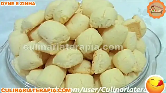 Video thumbnail for BISCOITINHOS SEQUILHOS QUE DERRETE NA BOCA! - SEQUILHOS DE LEITE CONDENSADO COM COCO