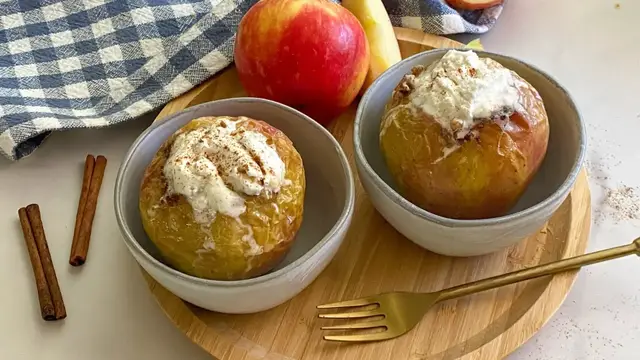 'Video thumbnail for Sweet Spiced Baked Apples Recipe'