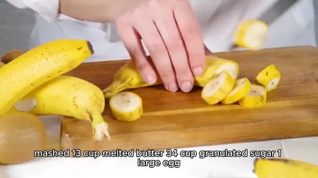 Video thumbnail for Banana Nut Bread Recipe