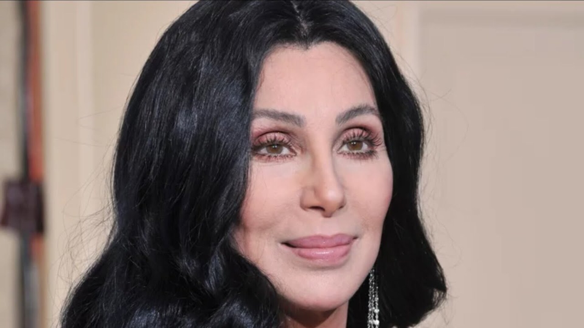 Video thumbnail for A Timeline Of Cher's Exes