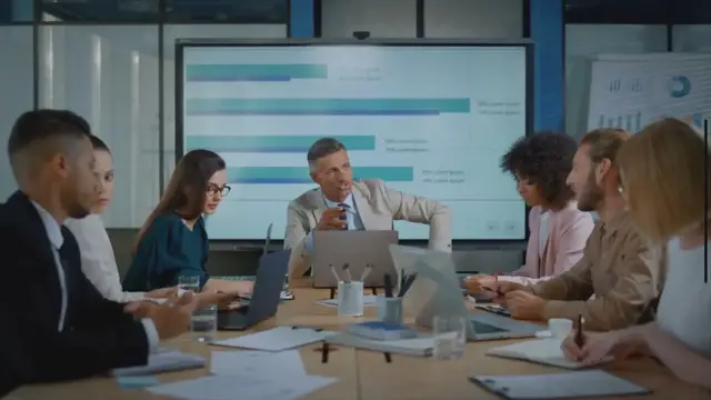 Video thumbnail for Mastering the Art of Managing a Team of Project Managers