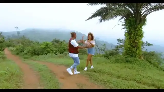 'Video thumbnail for Rayvanny Ft Messias Maricoa-Teamo (official Video) SMS SKIZA 8548831 to 811'