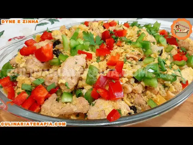 Video thumbnail for Farofa de Linguiça com Farinha de Milho