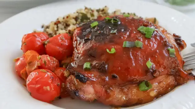 Video thumbnail for Baked And Glazed Honey Shallot Chicken Recipe