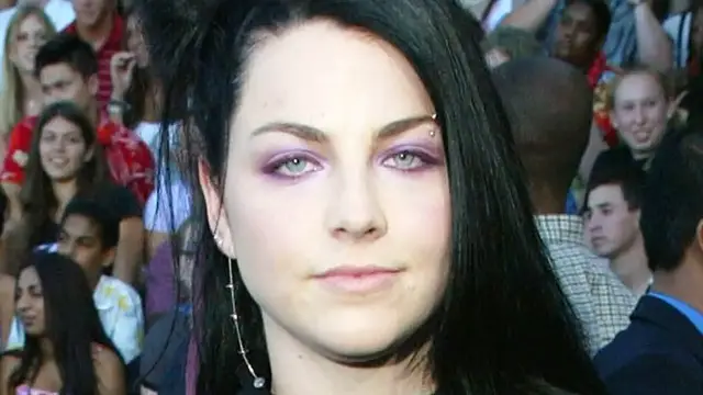 Video thumbnail for The Tragic Story Of Evanescence's Amy Lee Is Unbearably Sad