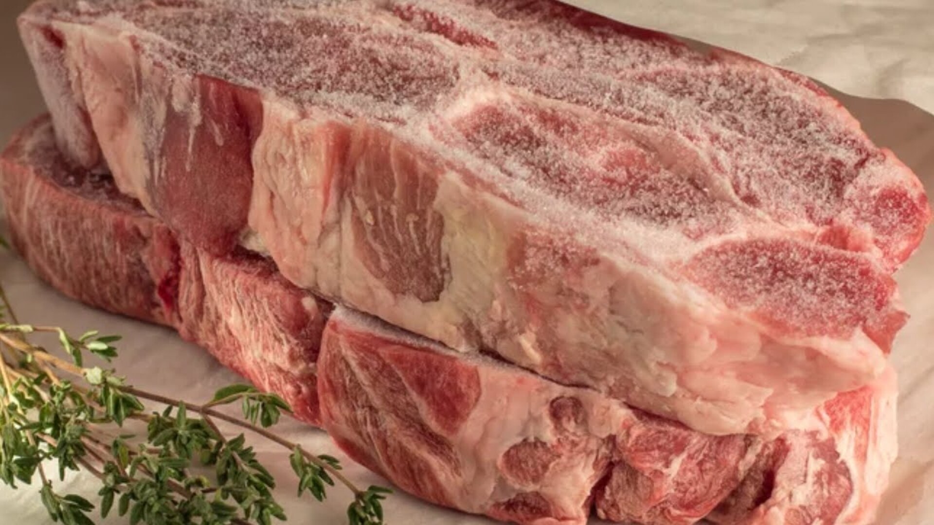 Video thumbnail for Big Mistakes Everyone Makes With Frozen Steaks