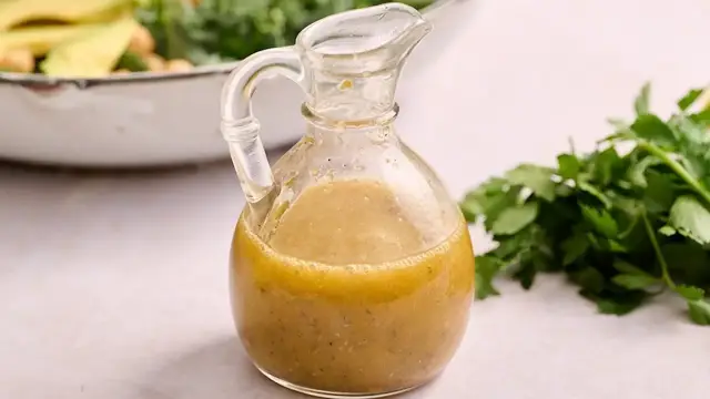 'Video thumbnail for Simple And Tangy Greek Salad Dressing'