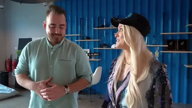 Video thumbnail for Revealing My _2_000_000 Watch Collection_(720P_HD)