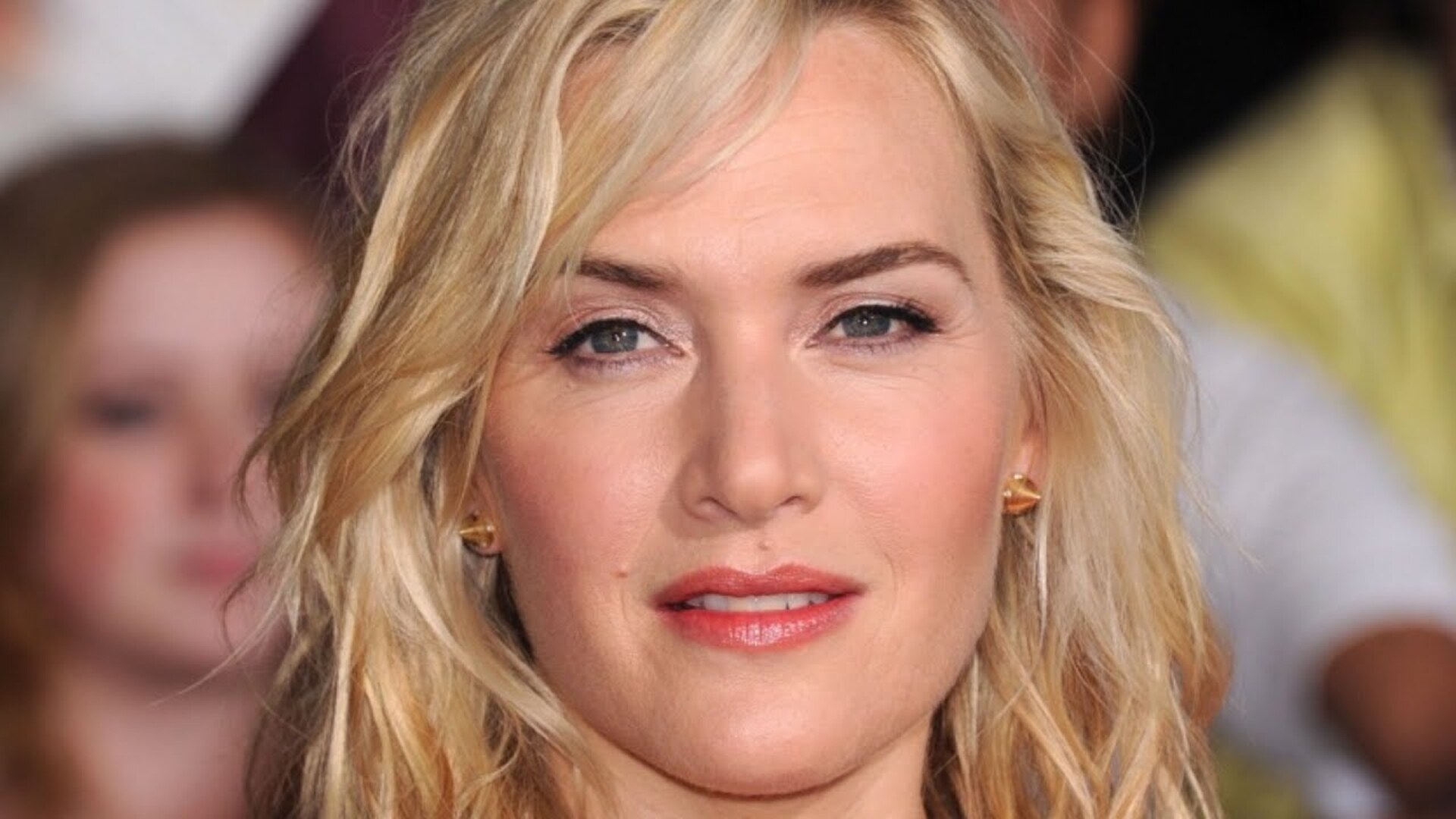 Video thumbnail for Kate Winslet's Transformation Is Seriously Turning Heads